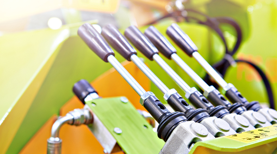 Lubrication in Fully Synthetic Systems for Hydraulic Supports